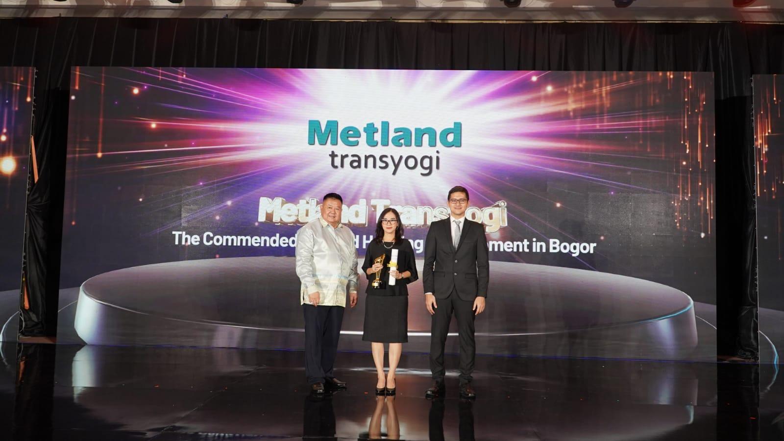 award2.jpg