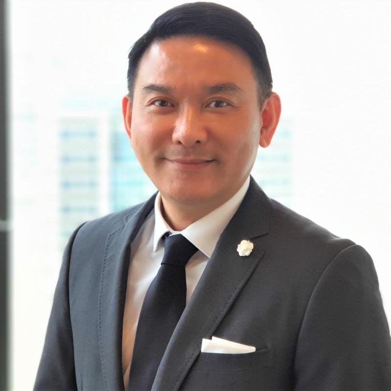 hendra-hartono-2.jpg