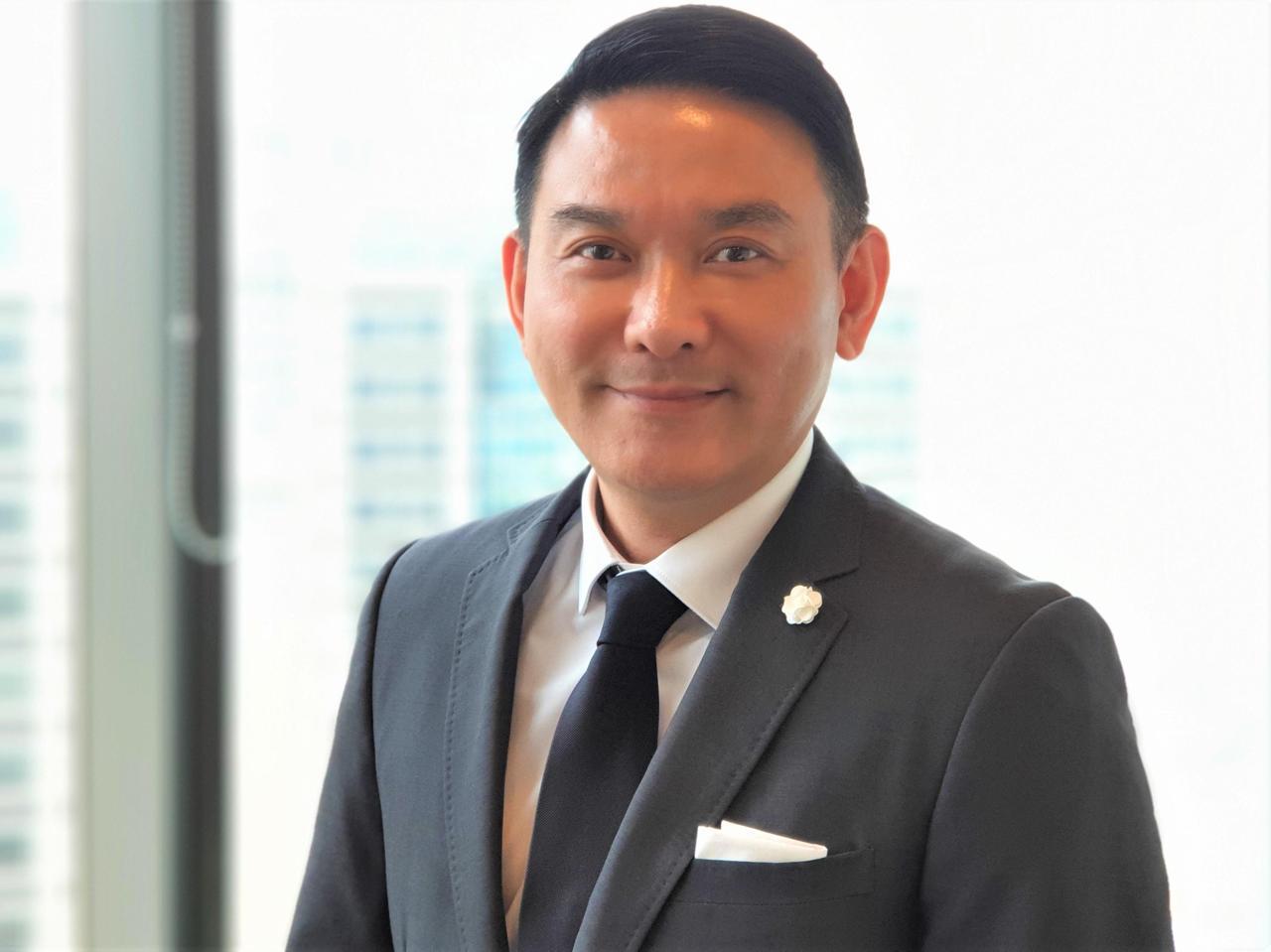 hendra-hartono-3.jpg