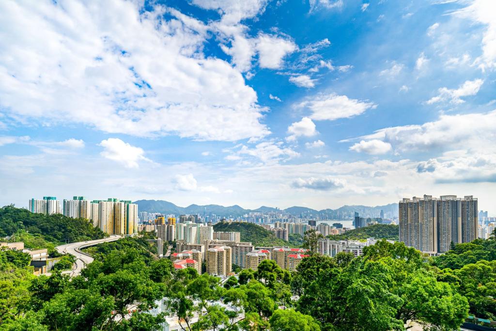 2026 Titik Balik Pasar Hunian dan Kantor di Hong Kong?