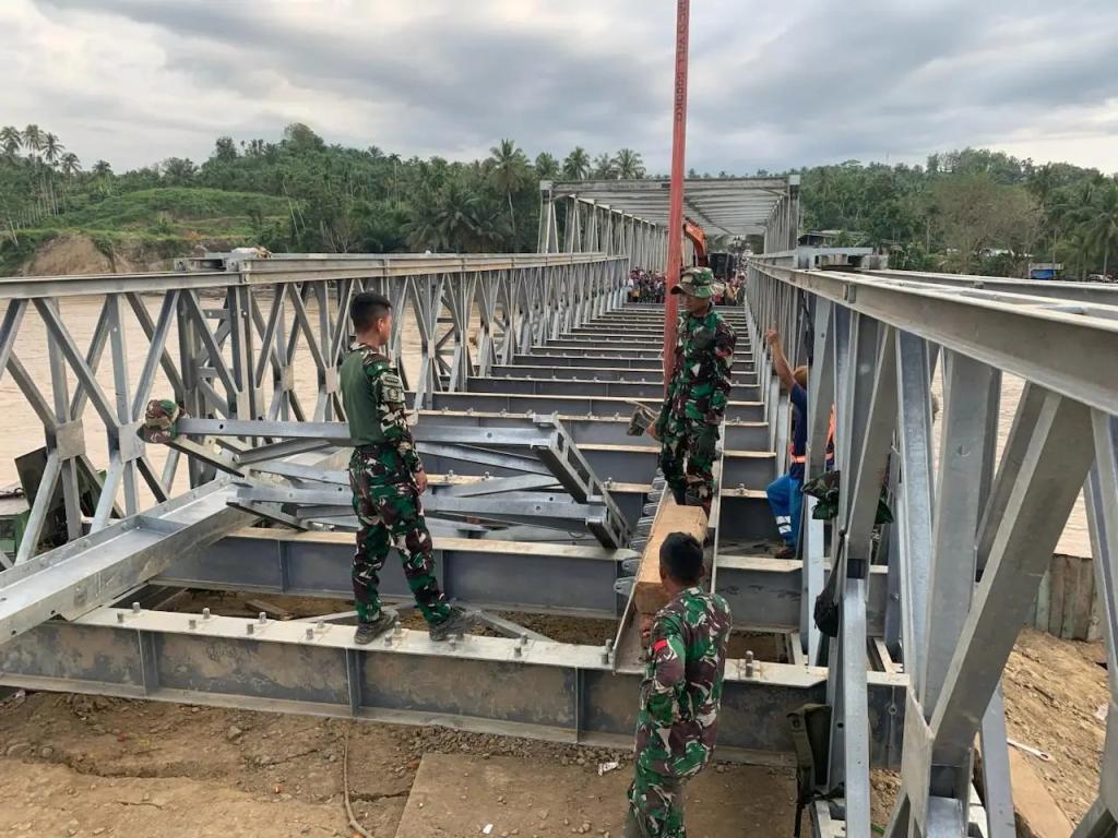 Bencana Sumatera, Tanggap Pemulihan Konektivitas dan Hunian Dipercepat